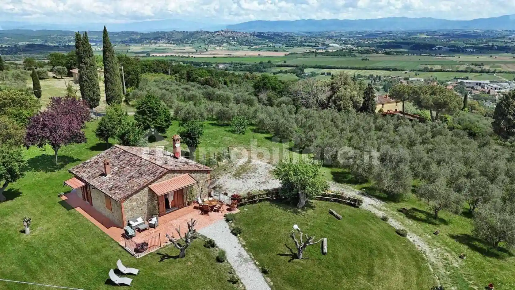 Rustico - Casale in vendita a Sinalunga