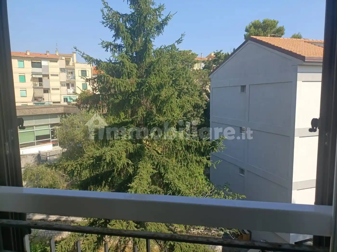 Appartamento via Augusto Tamburini 15, Collemarino, Ancona - foto 4