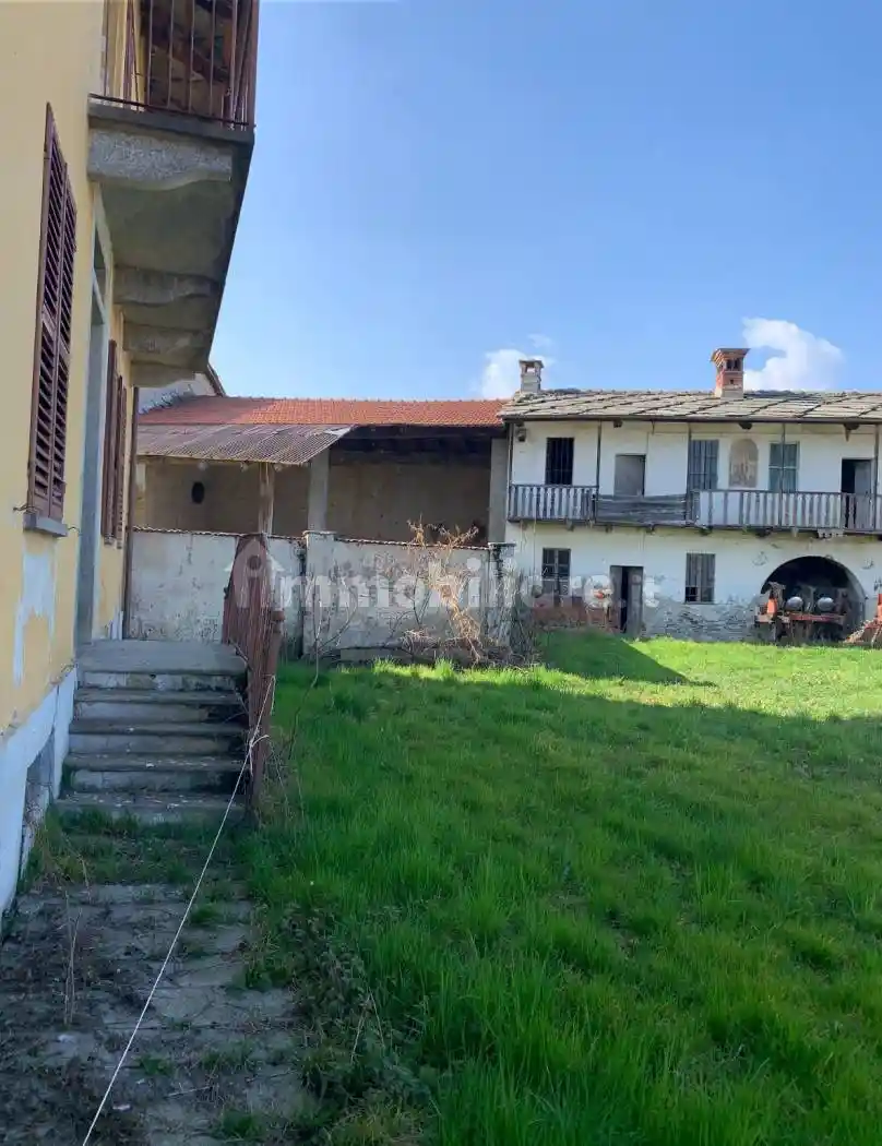 Casale via San Michele 26, Campiglione-Fenile - foto 3