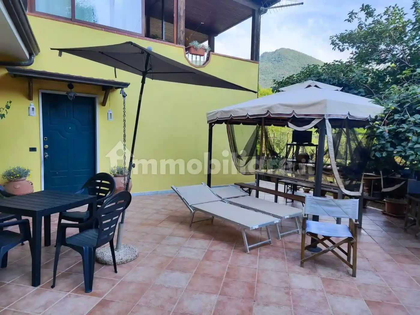 Villa in vendita a Carrara