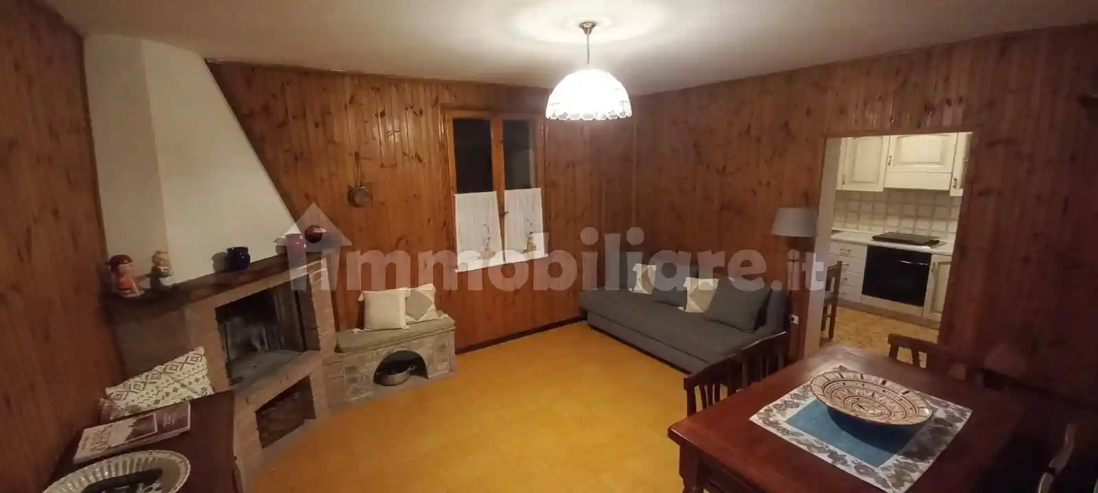 Appartamento in vendita a Ventasso