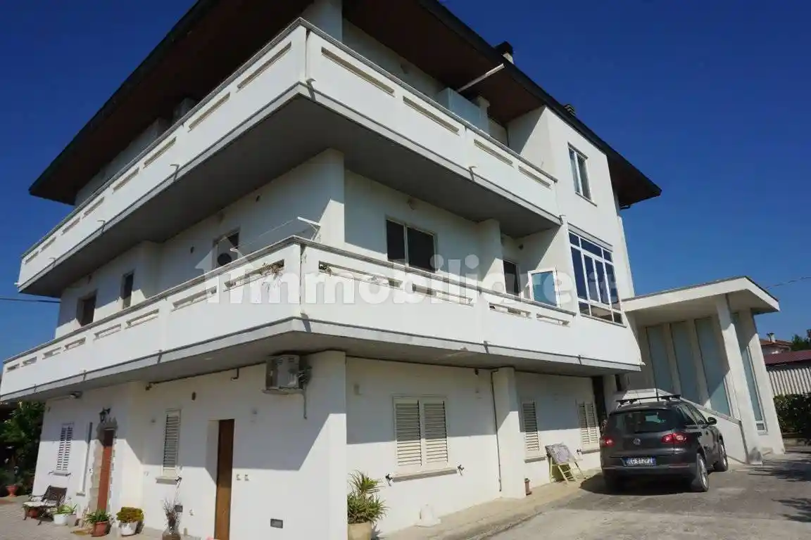 Appartamento via Riomoro, Colonnella - foto 2