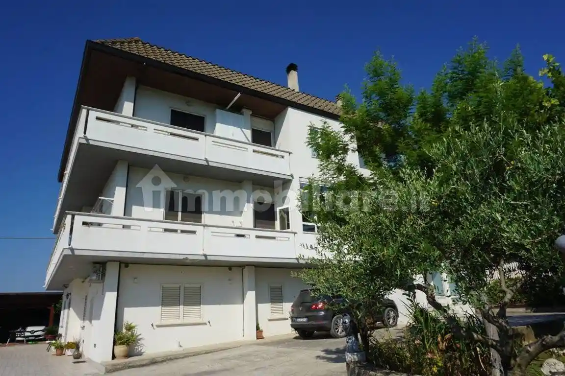 Appartamento via Riomoro, Colonnella - foto 3