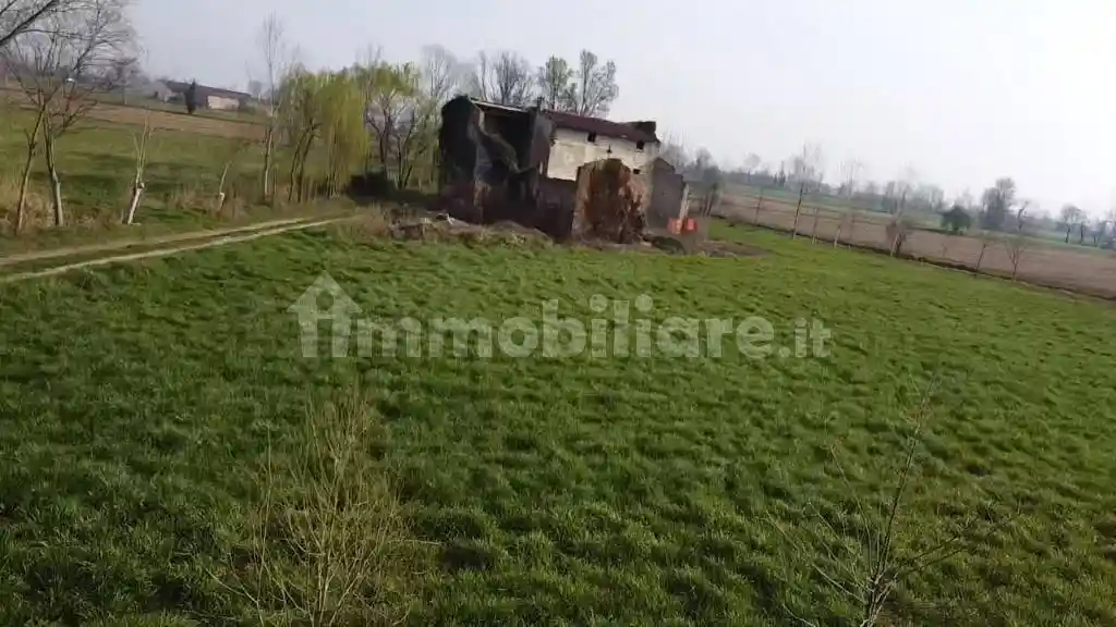 Rustico - Casale in vendita a Leno