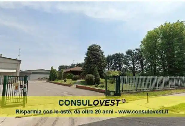 Villa in asta a Ozzero