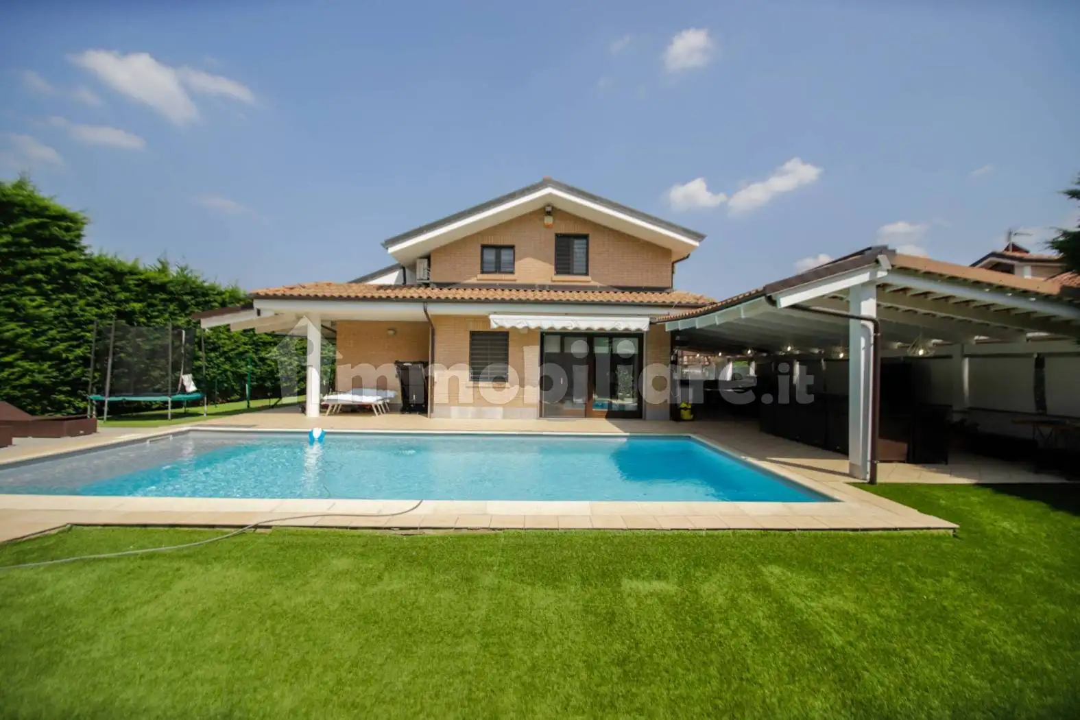 Villa in vendita a Rivarossa