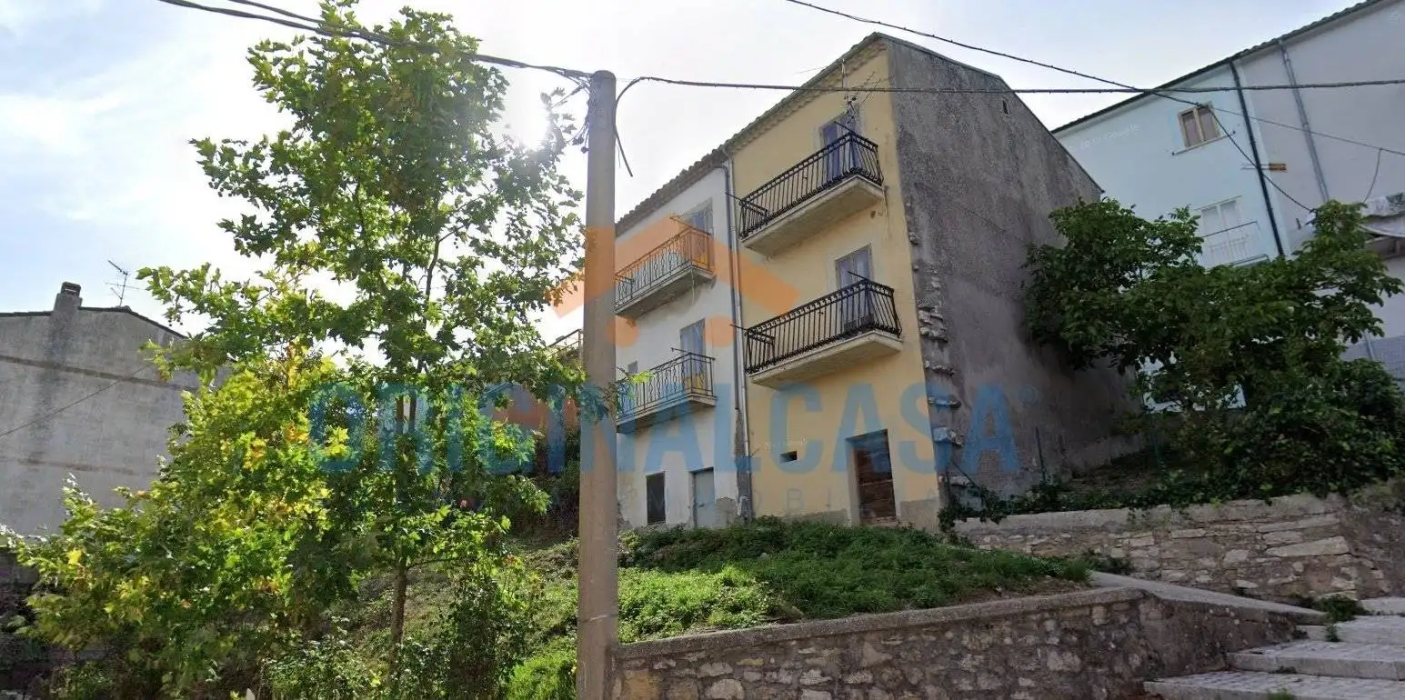 Casa indipendente in vendita a Borrello