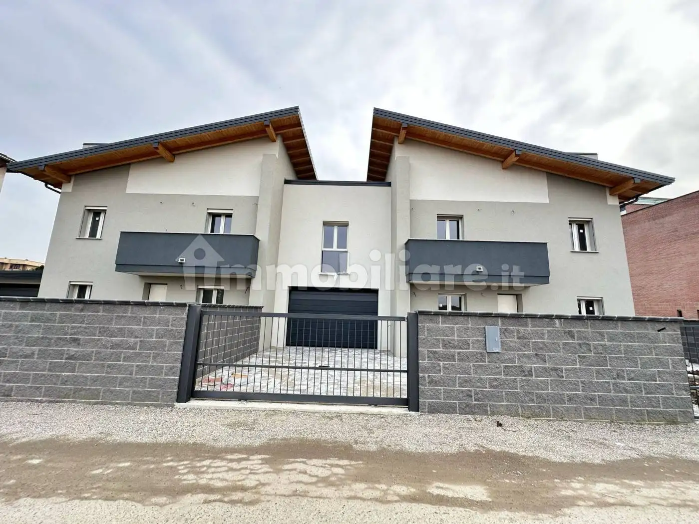 Villa in vendita a Novara