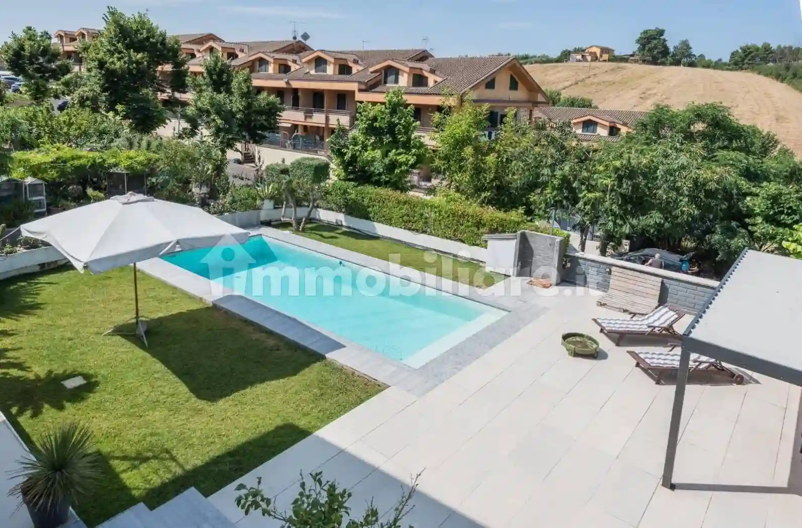 Villa - foto 3