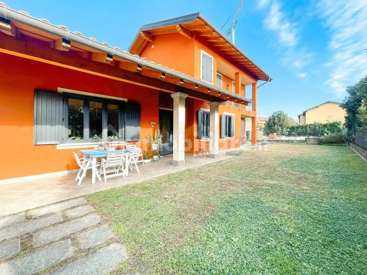 Villa in vendita a Lesa
