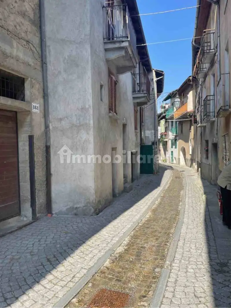 Terratetto unifamiliare via Roma 102, Centro, Exilles - foto 2