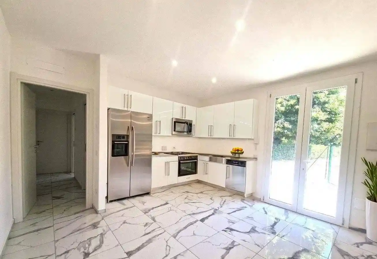 Appartamento in vendita a Reggio Emilia