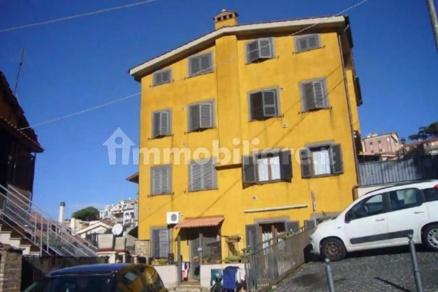 Appartamento in vendita a Rocca di Papa