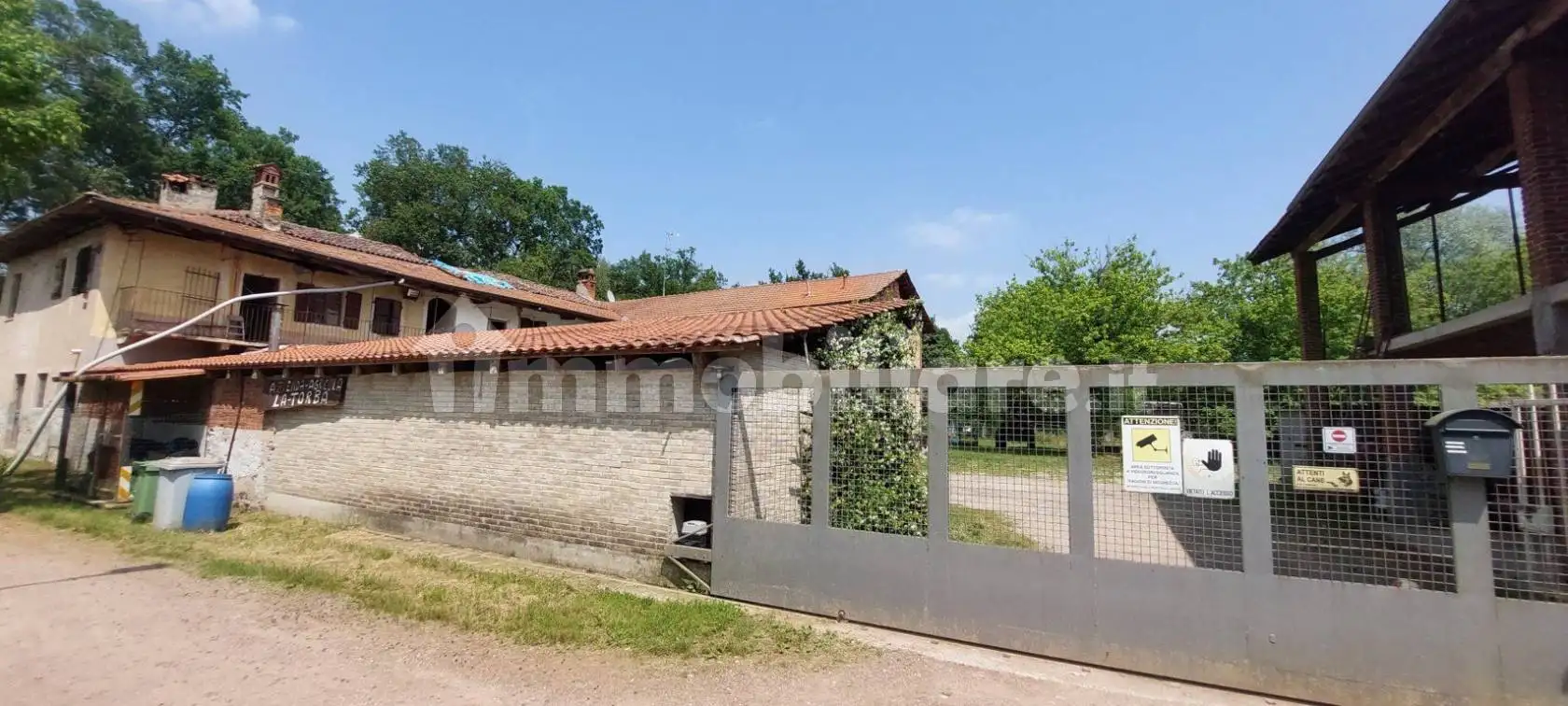 Rustico - Casale in vendita a Cavallirio