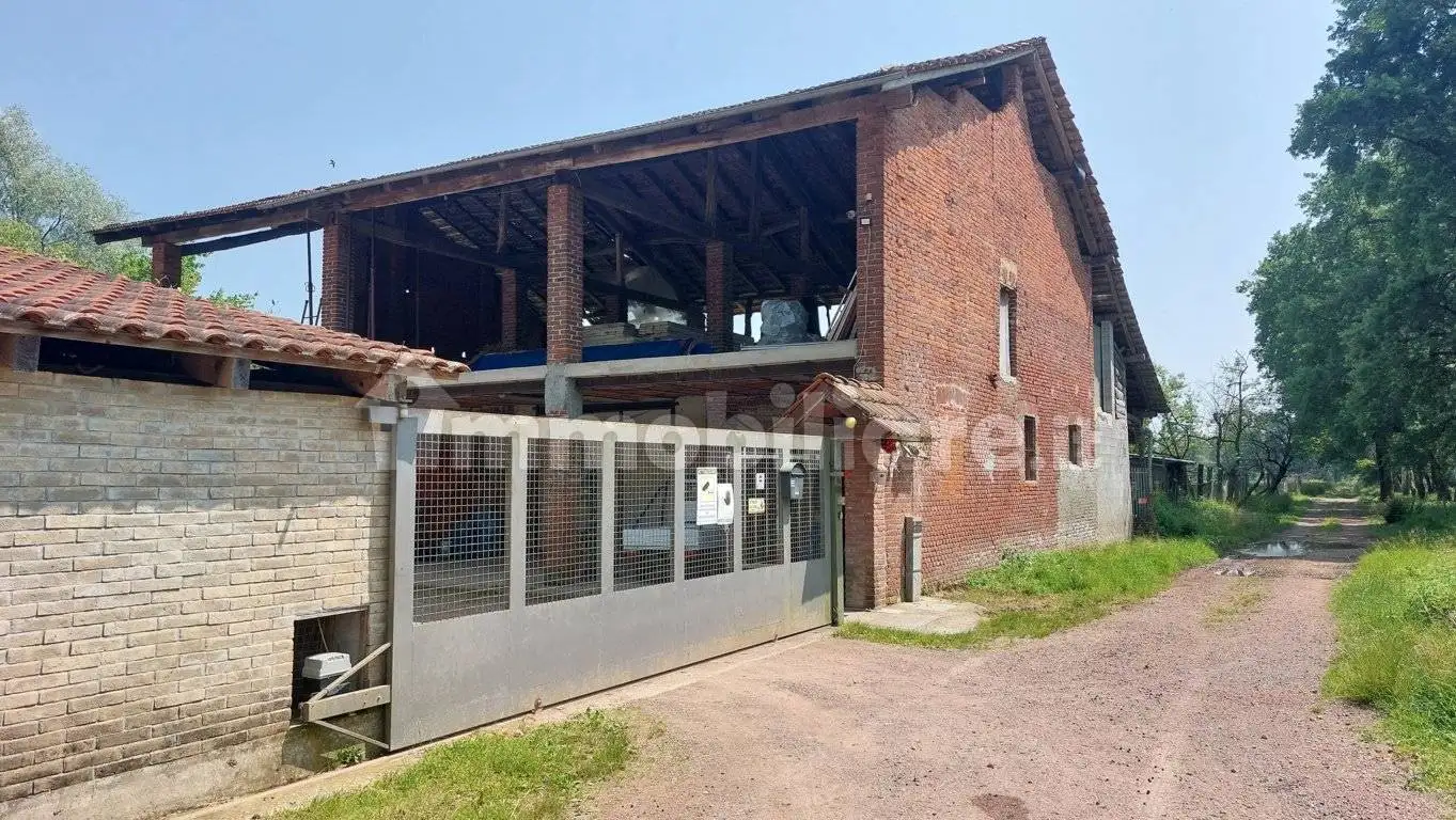 Cascina via dello Strego 5, Cavallirio - foto 2