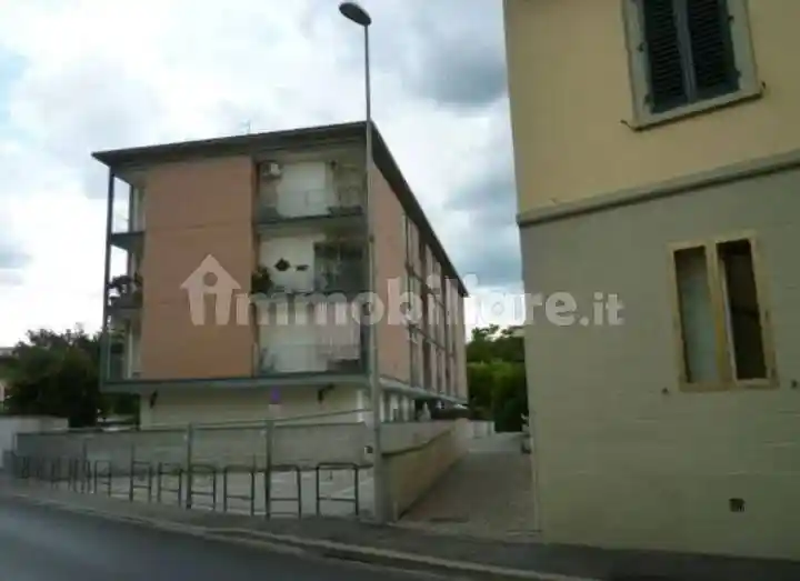 Palazzo - Stabile in vendita a Firenze