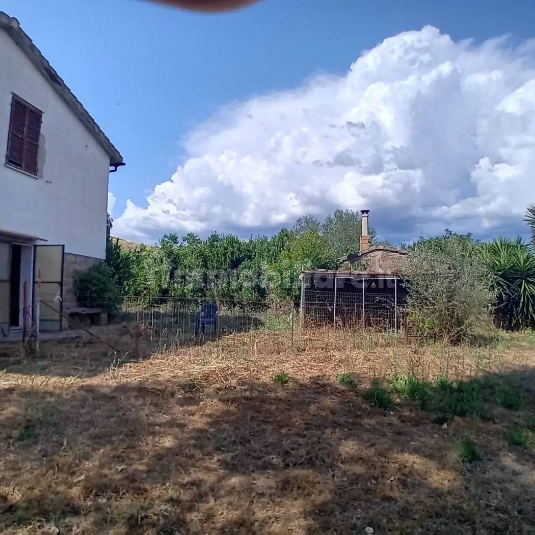 Rustico - Casale in vendita a Tarquinia