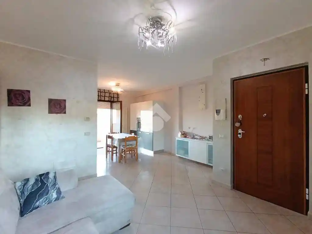 Trilocale piazza Guido d'Arezzo 4, Borgo Santa Maria Immacolata, Pineto - foto 2