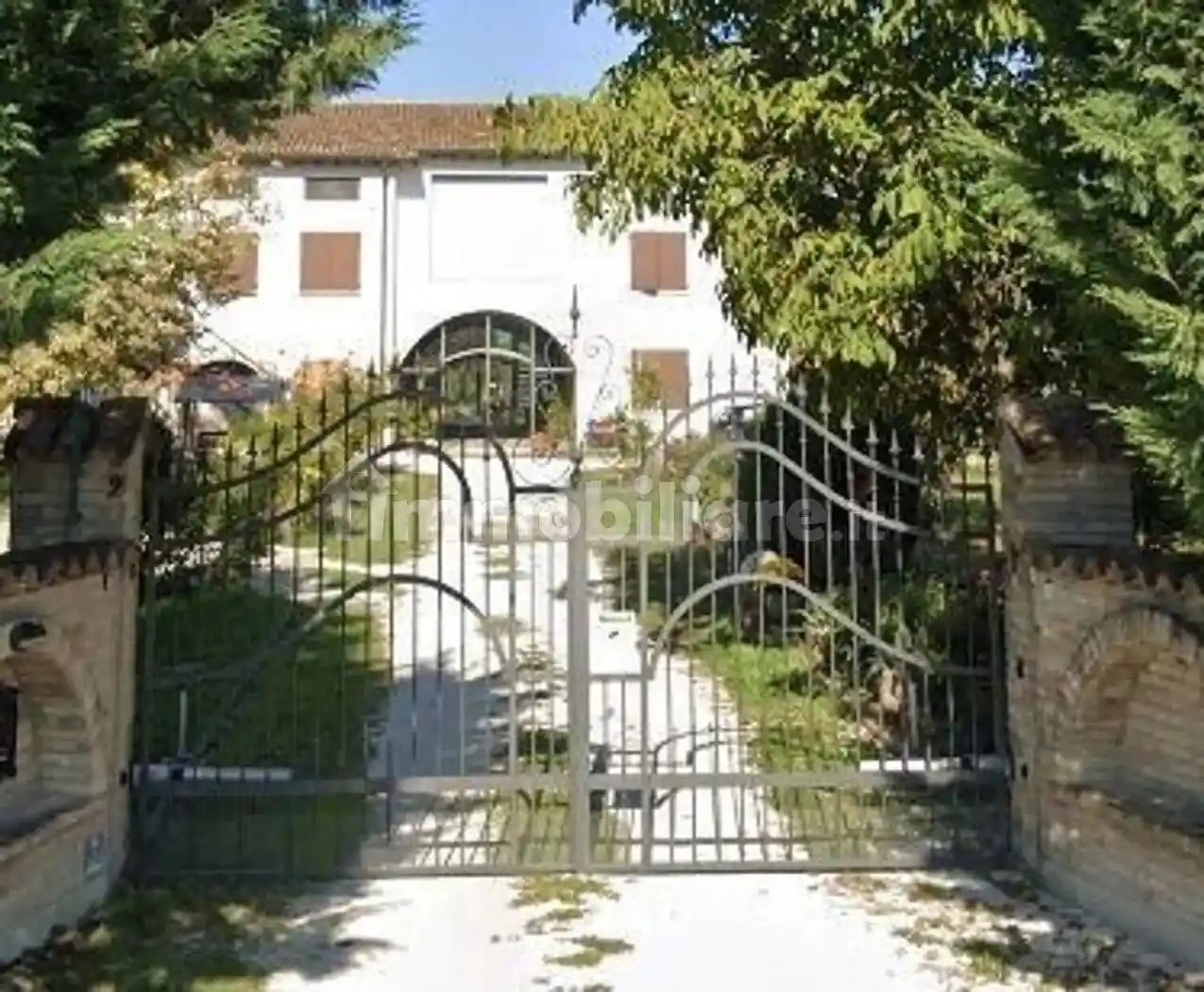 Appartamento in vendita a Castelnovo di Sotto