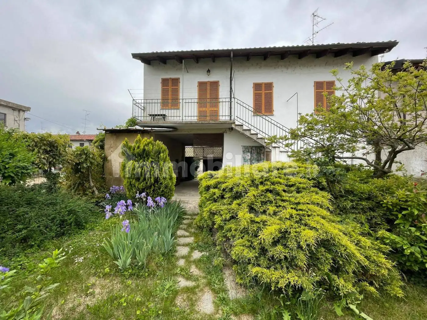 Casa indipendente in vendita a Asigliano Vercellese