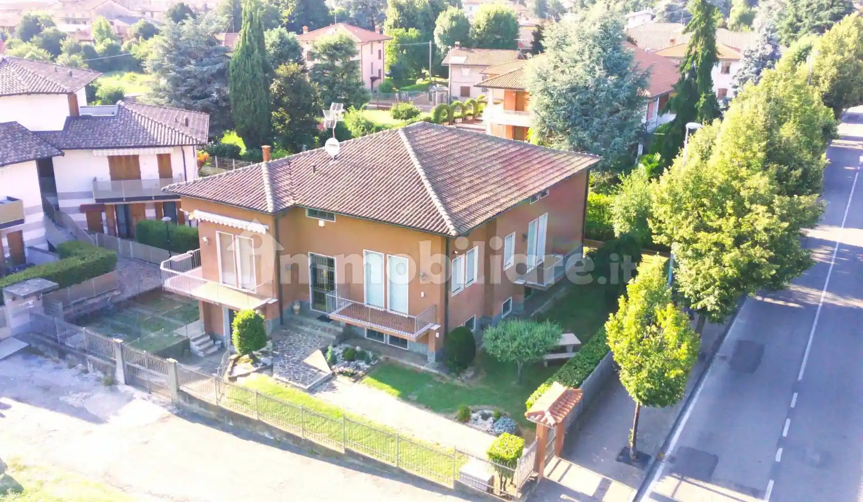 Villa in vendita a Capriate San Gervasio