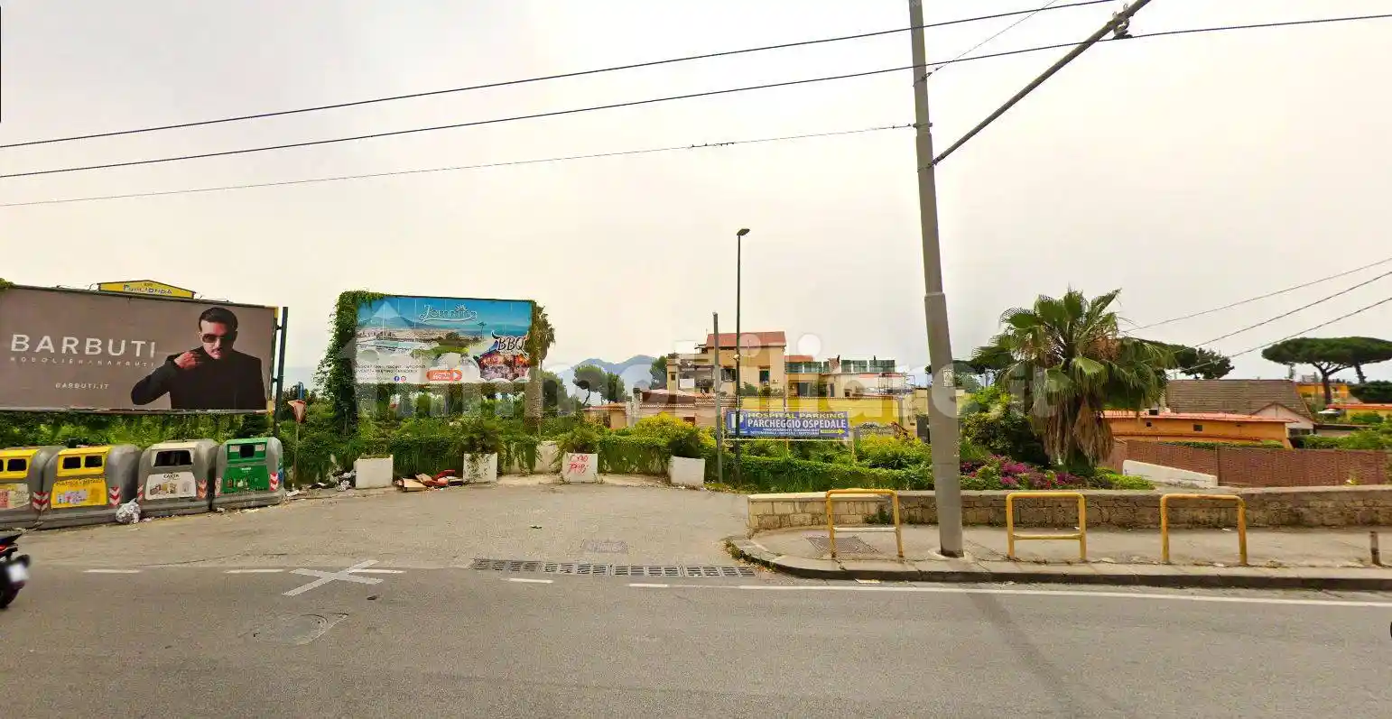 Bilocale viale Colli Aminei 499, Colli Aminei - Capodimonte, Napoli - foto 2