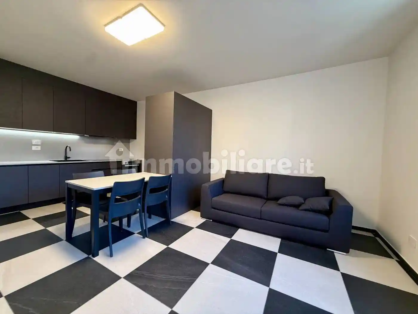 Bilocale via Paolo Guaitoli, Centro, Semicentro, Carpi - foto 2