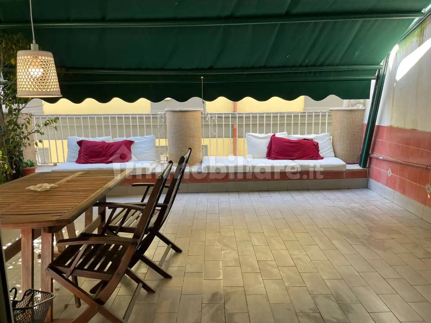 Appartamento in vendita a Napoli