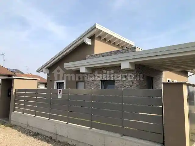 Villa in vendita a Vigevano