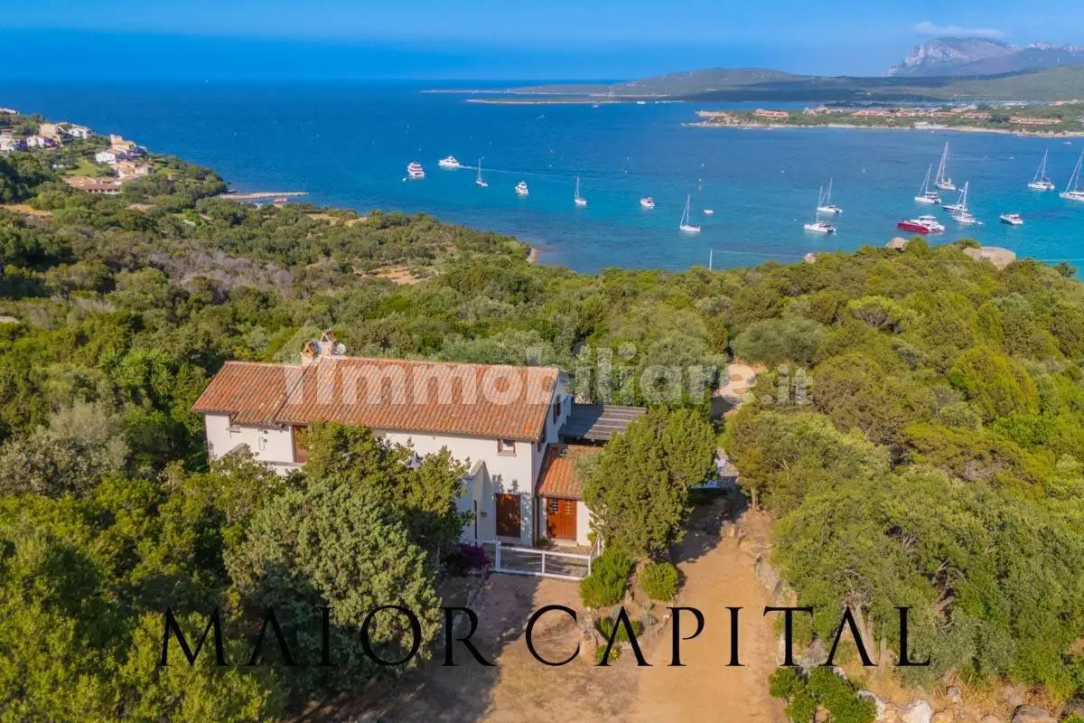Villa in vendita a Olbia