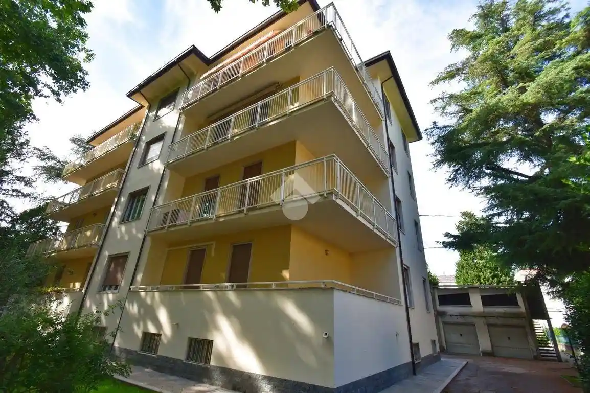 Appartamento viale II Giugno 51, Parco della Resistenza, Forlì - foto 3
