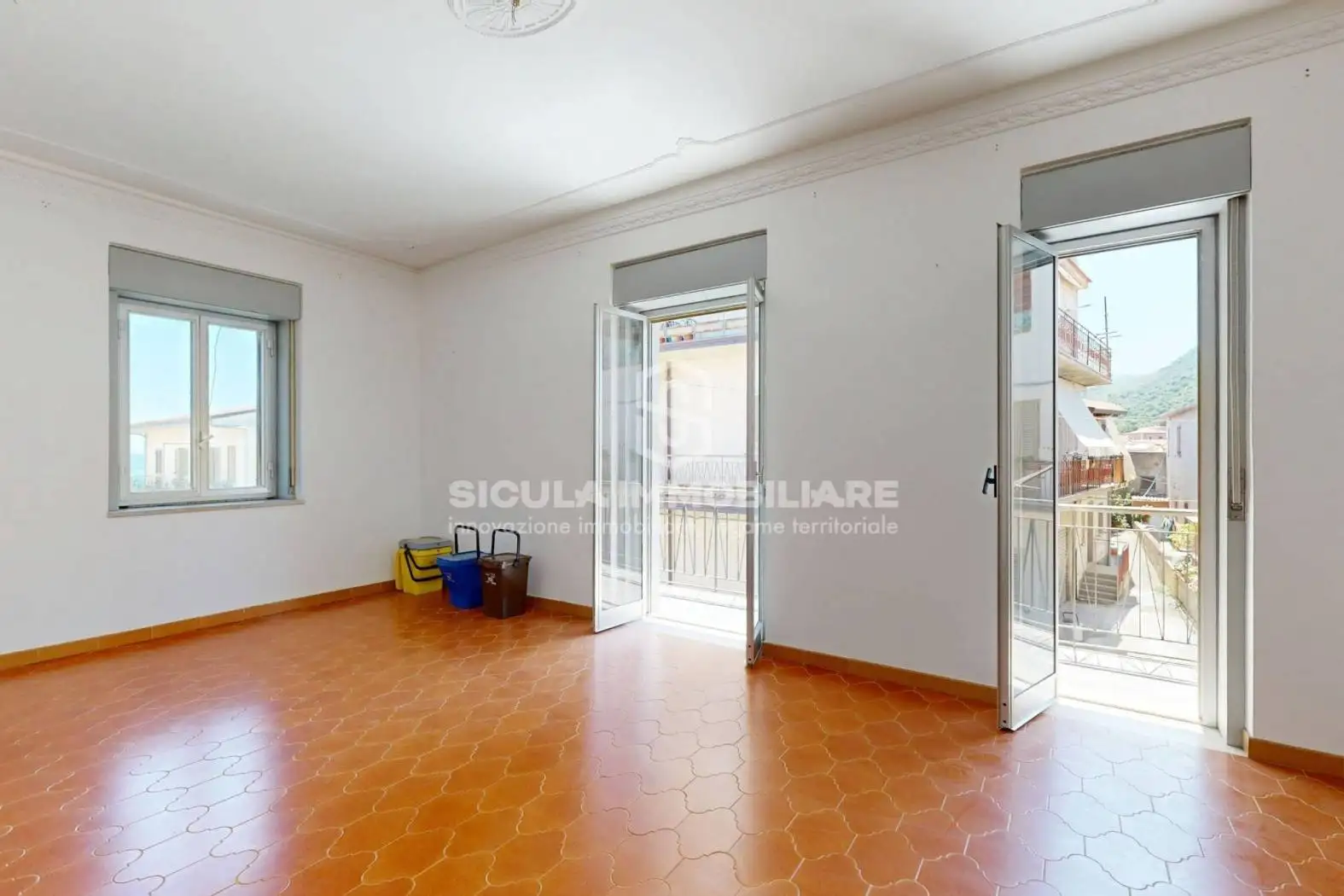 Appartamento in vendita a Caronia