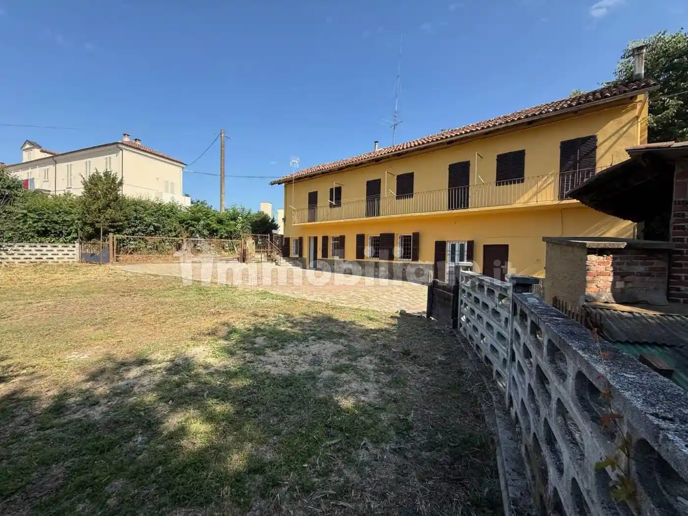 Rustico - Casale in vendita a Asti
