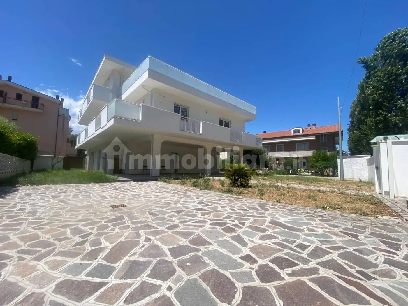 Villa in vendita a Montesilvano