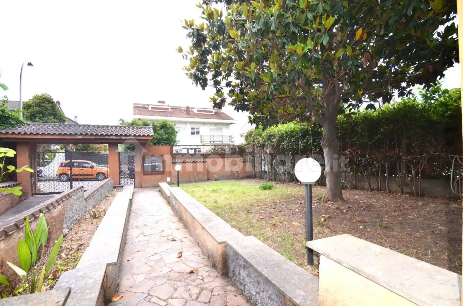 Villa bifamiliare via Corinna 40, Axa, Roma - foto 5