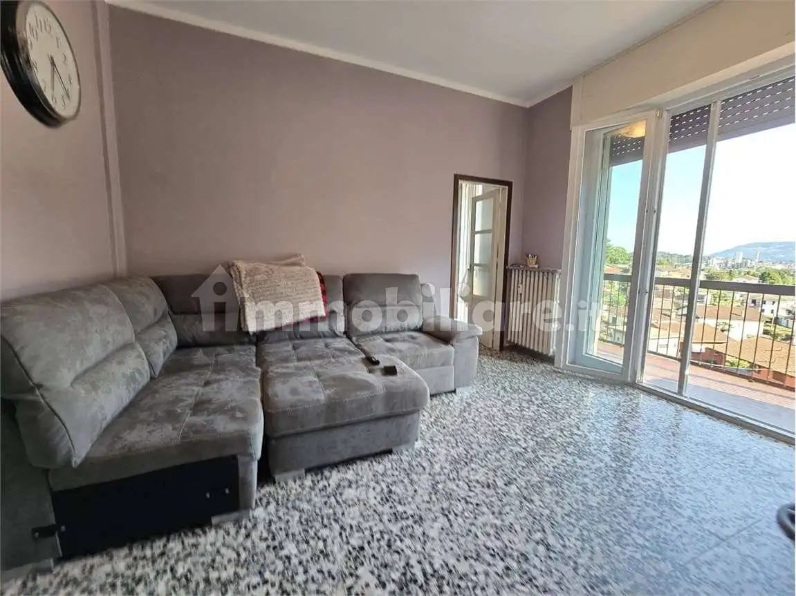 Appartamento in vendita a Verbania