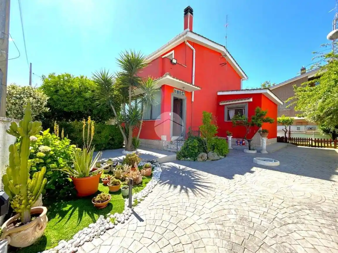 Villa in vendita a Anzio