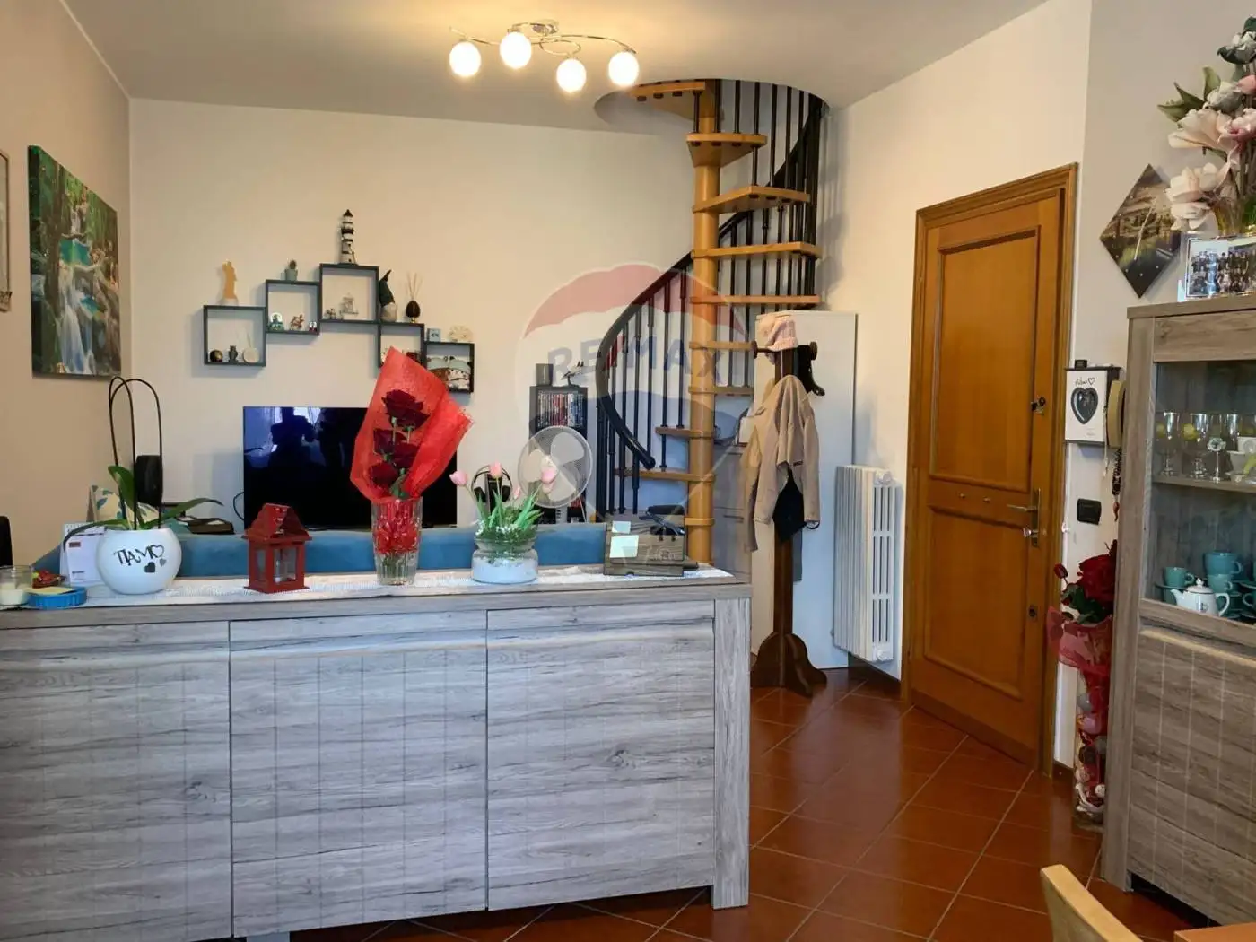 Trilocale buono stato, su più livelli, Centro, Santa Maria Hoè - foto 2