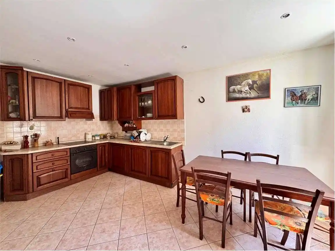 Terratetto unifamiliare via Lorenzo Lucifredi, 13, Centro, Borghetto d'Arroscia - foto 2