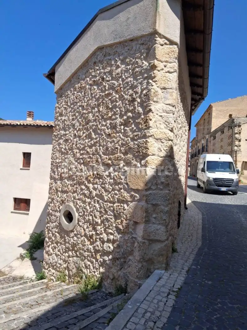 Terratetto unifamiliare Rua Cicio Fresco-Antonina Gizzi 36, Centro, Caporciano - foto 5