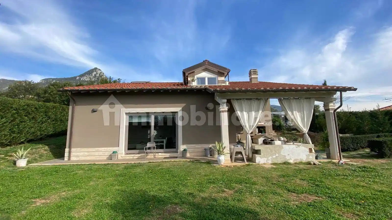 Villa in vendita a Terni
