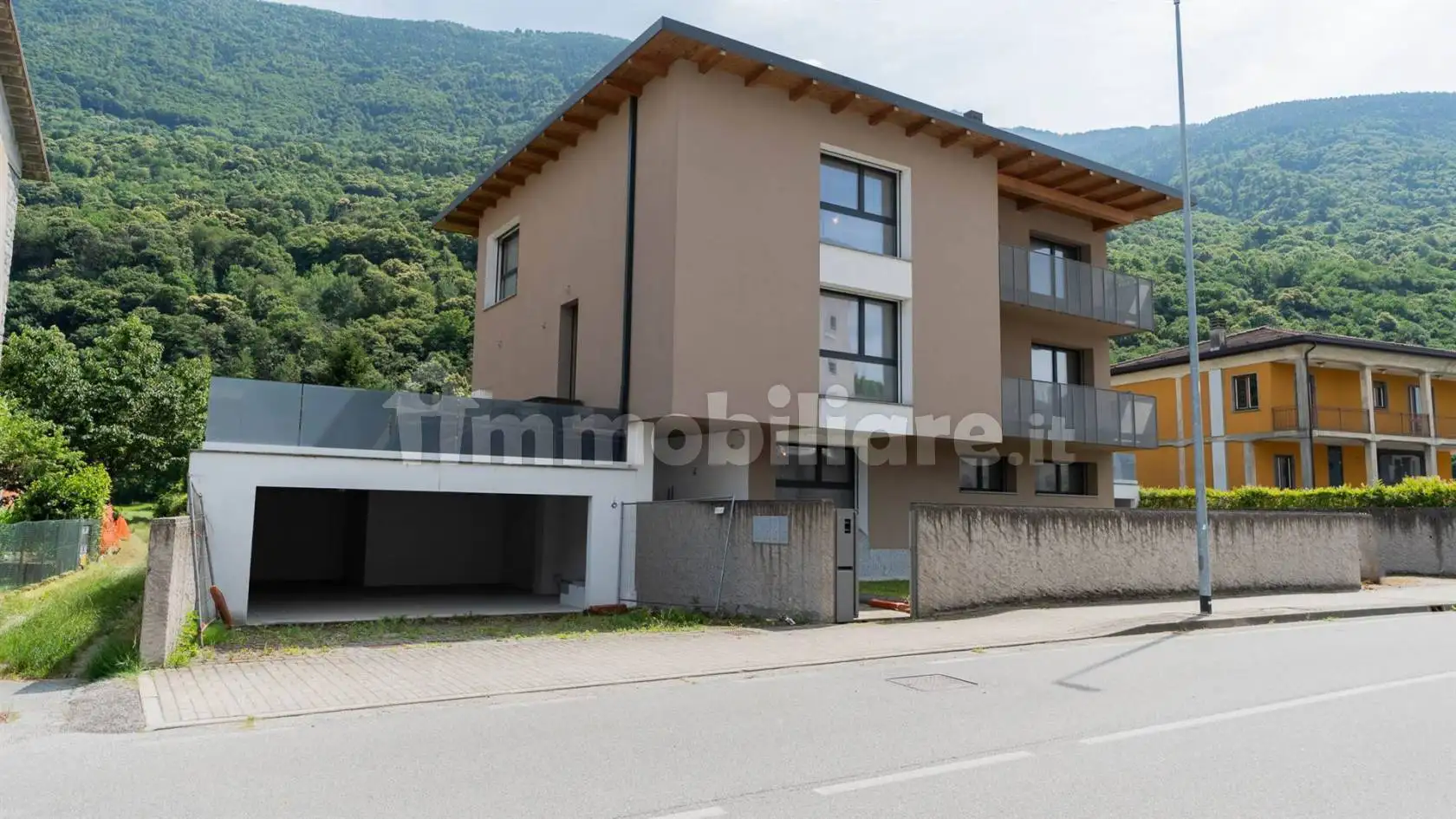 Trilocale viale Stelvio, Cosio Centro, Piagno, Cosio Valtellino - foto 3