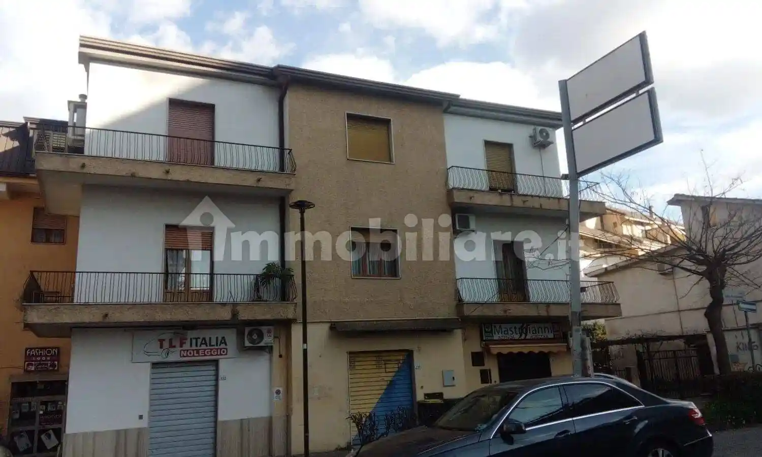 Appartamento viale Della Resistenza, 164, Roges, Rende - foto 2