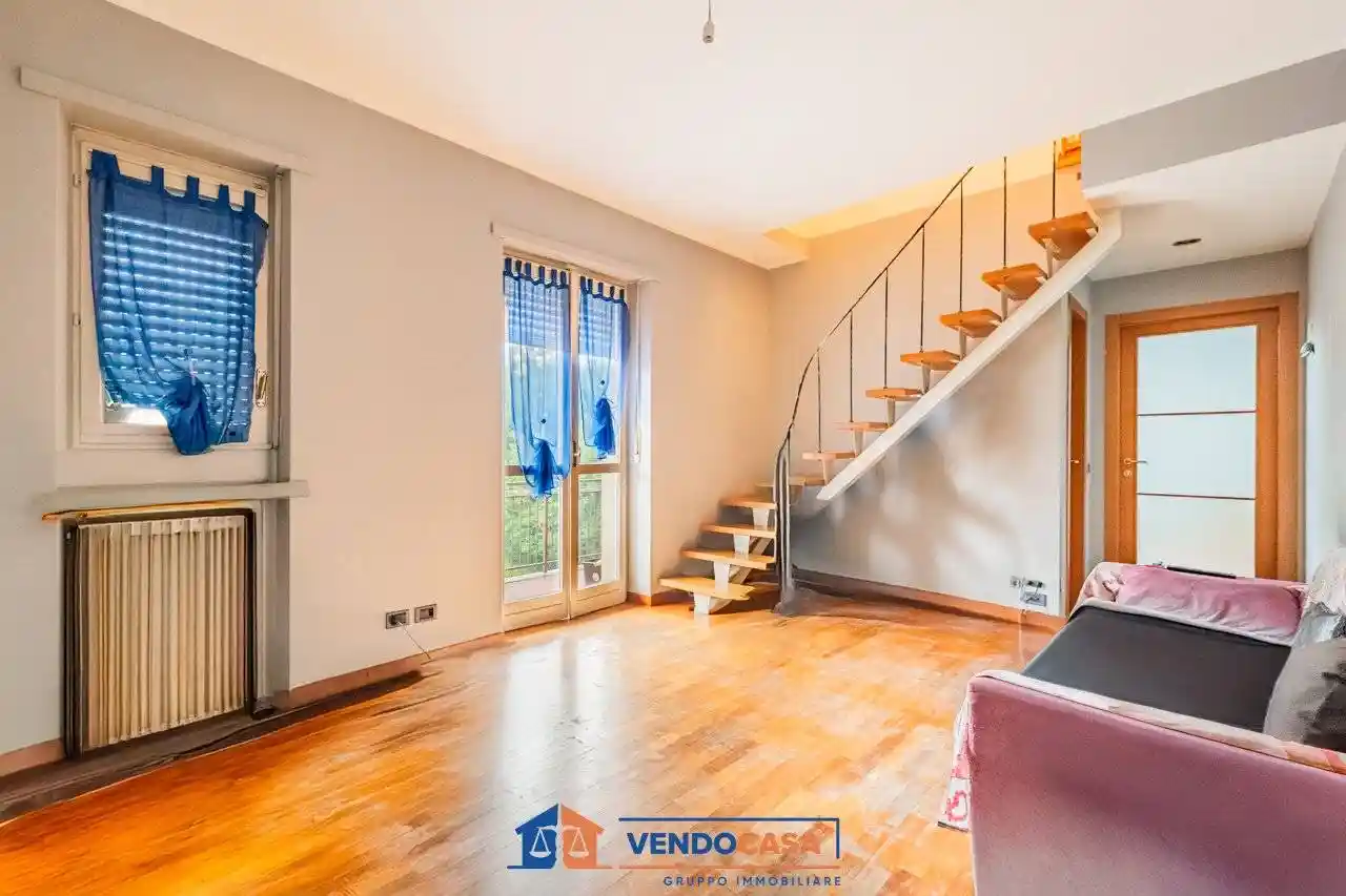 Quadrilocale piazza San Giovanni 11, Centro, Farigliano - foto 4