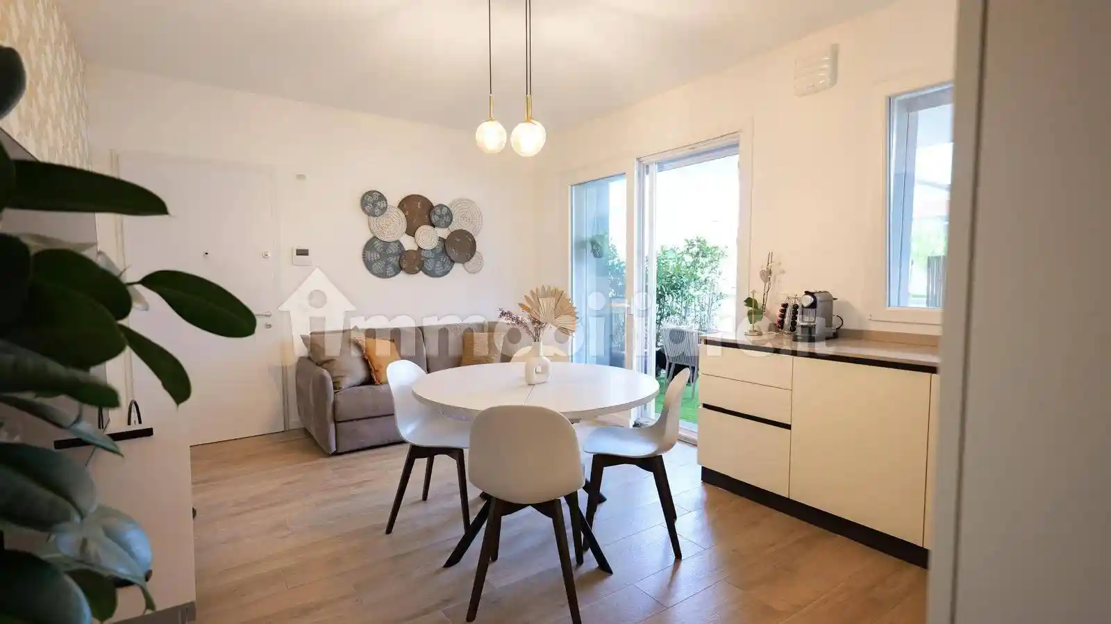 Trilocale viale Quinto Orazio Flacco, Centro, Riccione - foto 5