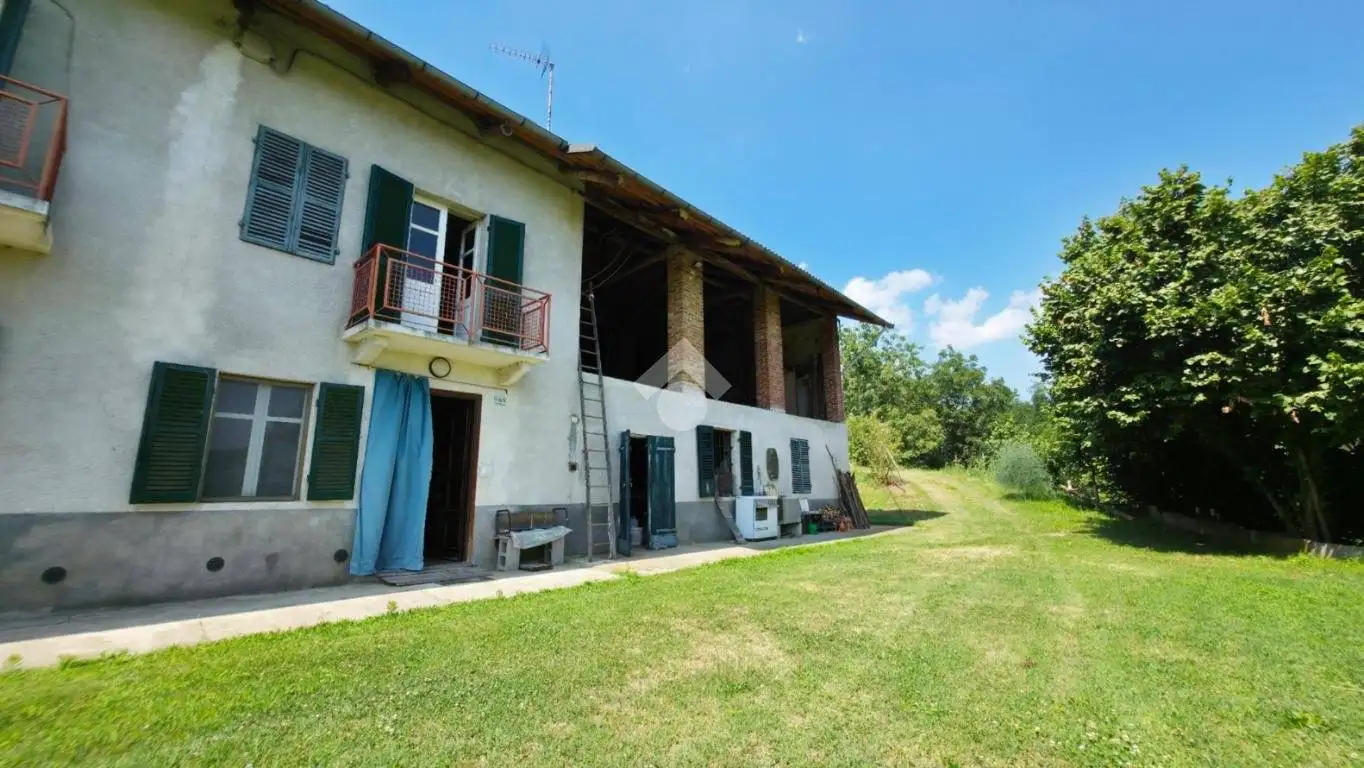 Rustico - Casale in vendita a Cinzano