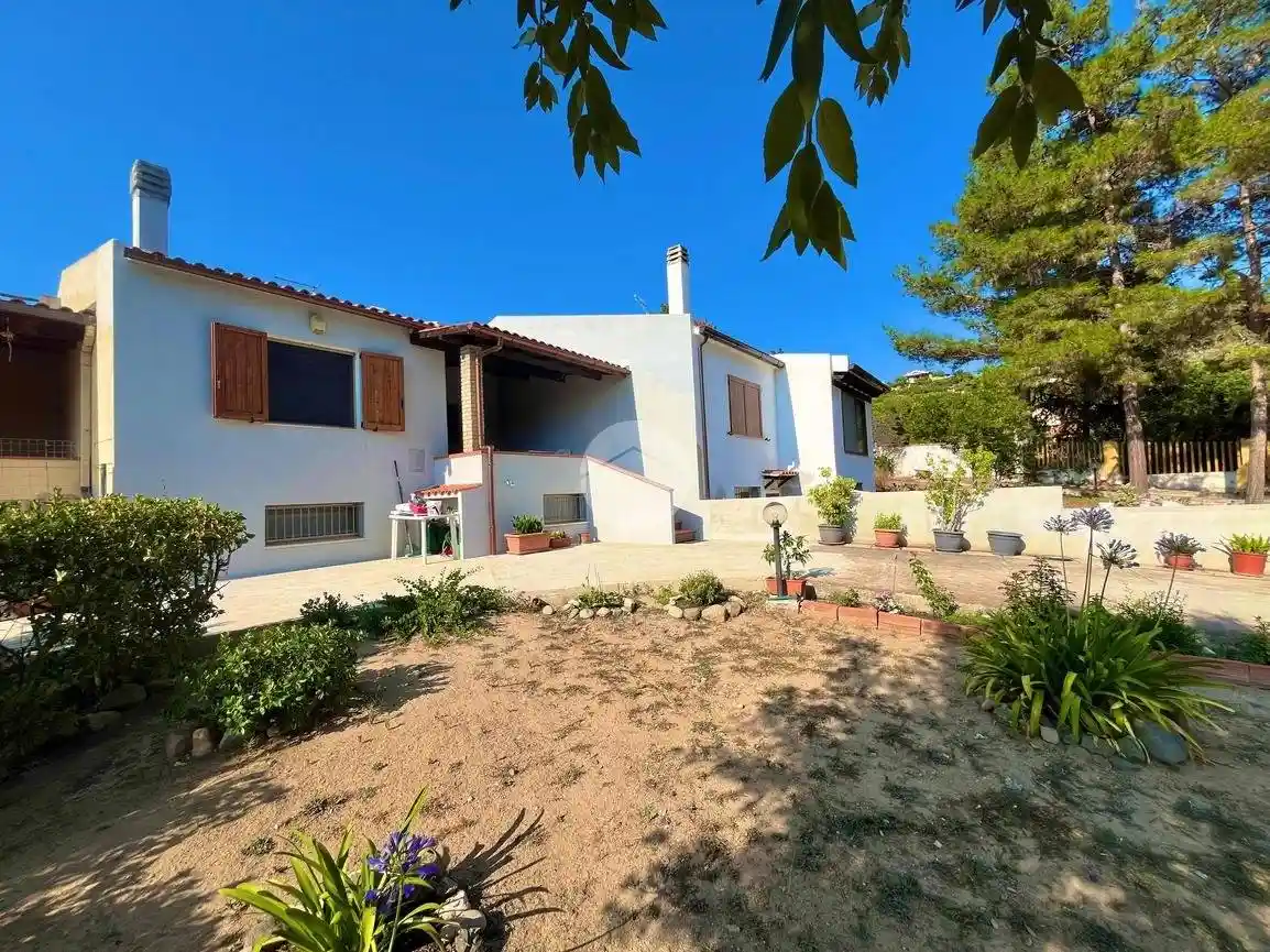 Villa a schiera via delle Acacie 7, Terra Mala, Geremeas, Quartu Sant'Elena - foto 4