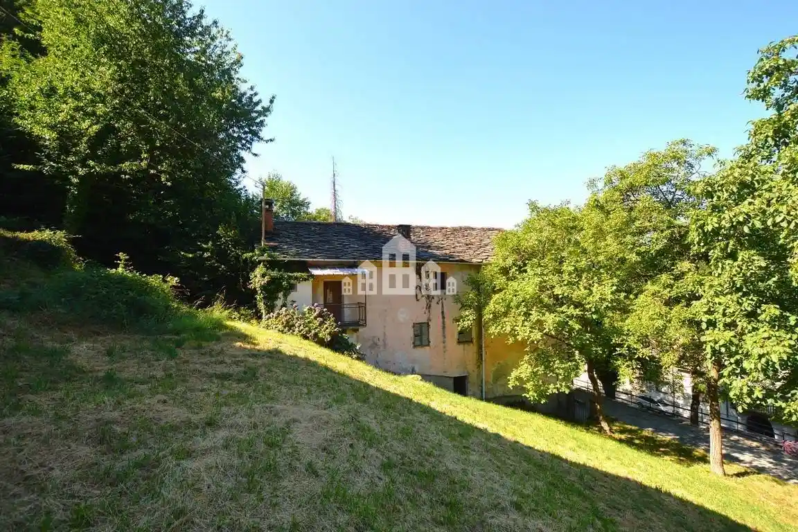 Terratetto unifamiliare via Enzo Migliore 1, Brosso - foto 2