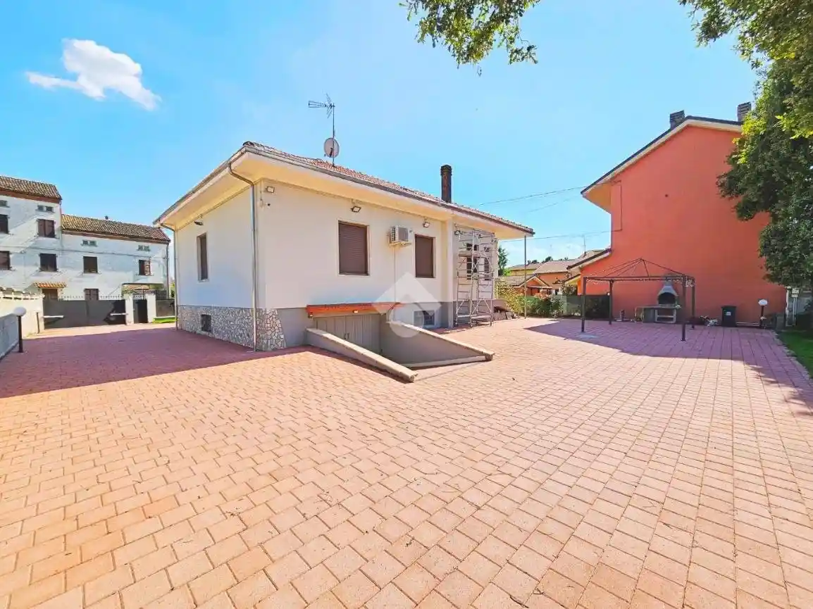 Villa unifamiliare via Antonio Gramsci 115, Cascinagrossa, Alessandria - foto 5