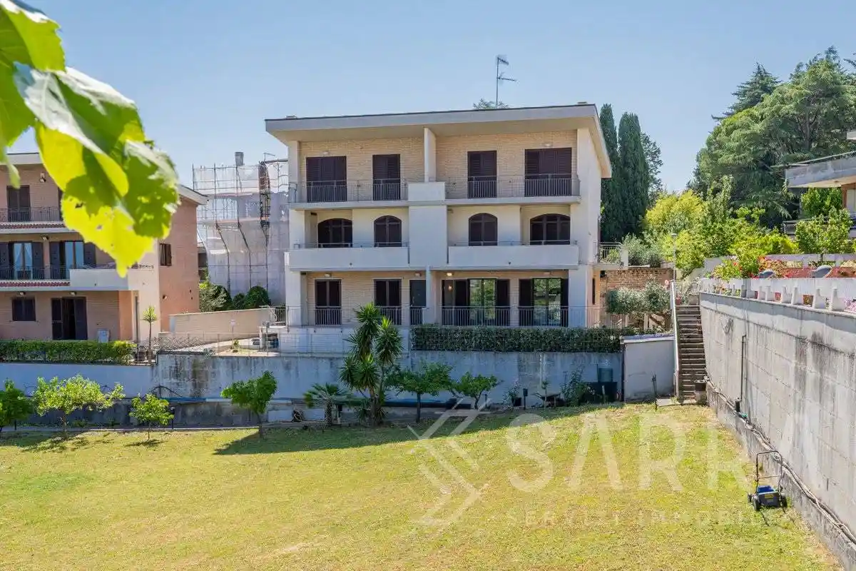 Trilocale via Lago di Martignano 16, Colle Pineta - Colle Santo Spirito, Pescara - foto 2